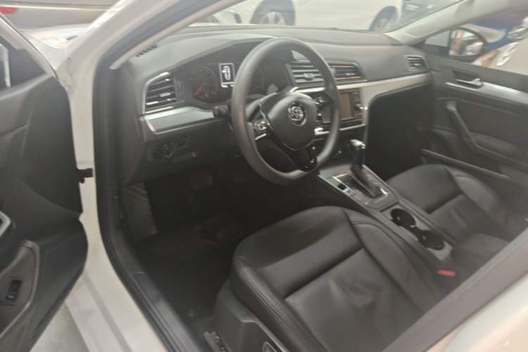 Used Volkswagen Lamando 2019 230TSI DSG Fashion Edition China VI Driver Seat
