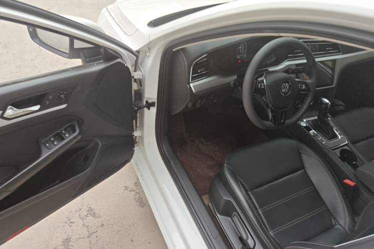 Used Volkswagen Lamando 2019 230TSI DSG Fashion Edition China VI Driver Seat