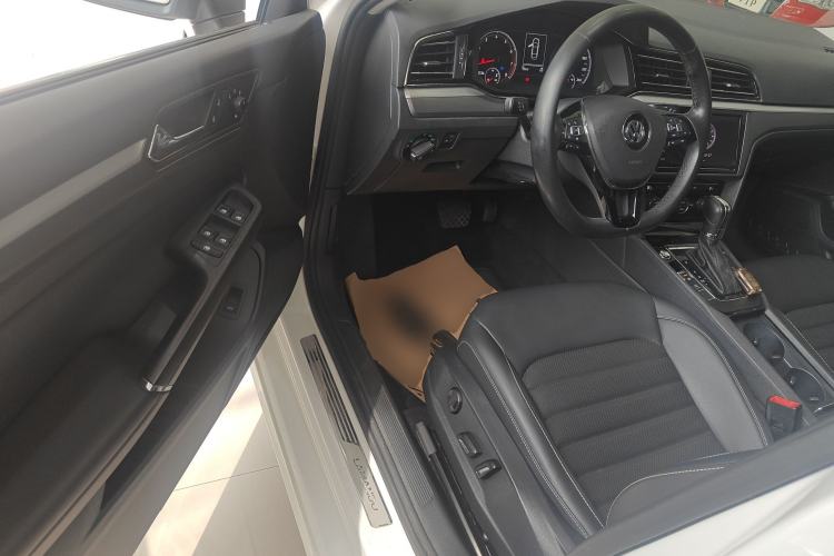 Used Volkswagen Lamando 2019 280TSI DSG Comfort Edition China V Standard Driver Seat