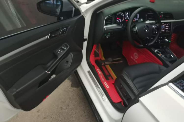 Used Volkswagen Lamando 2019 280TSI DSG Comfort Edition China V Standard Driver Seat