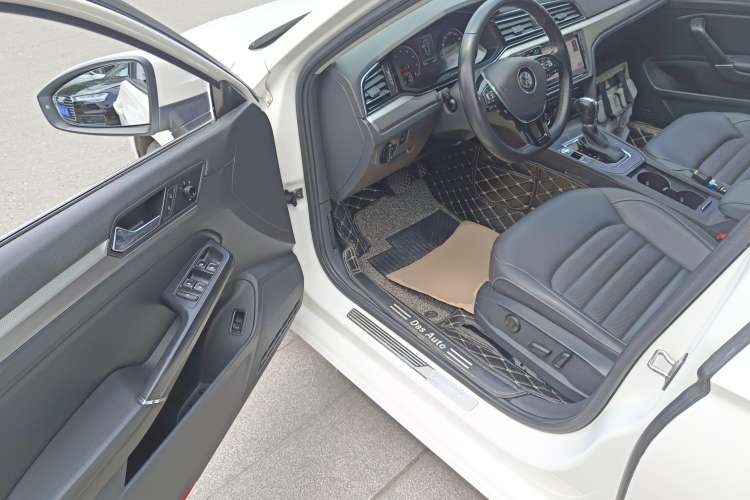 Used Volkswagen Lamando 2019 280TSI DSG Comfort Edition China V Standard Driver Seat