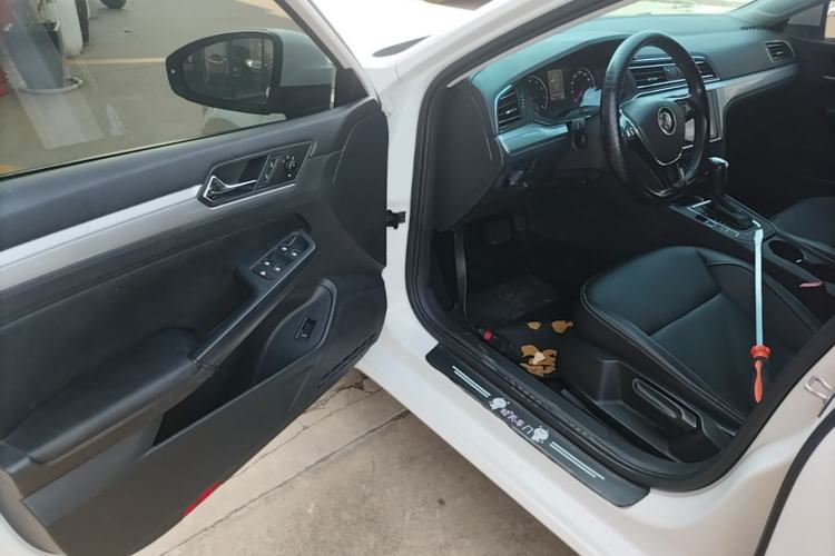 Used Volkswagen Lamando 2019 230TSI DSG Fashion Edition China V Standard Driver Seat
