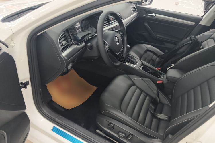 Used Volkswagen Lamando 2019 280TSI DSG Comfort Edition China V Standard Driver Seat