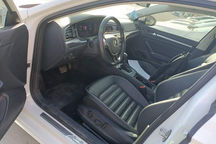 Used Volkswagen Lamando 2019 280TSI DSG Luxury Edition China VI Standard Driver Seat