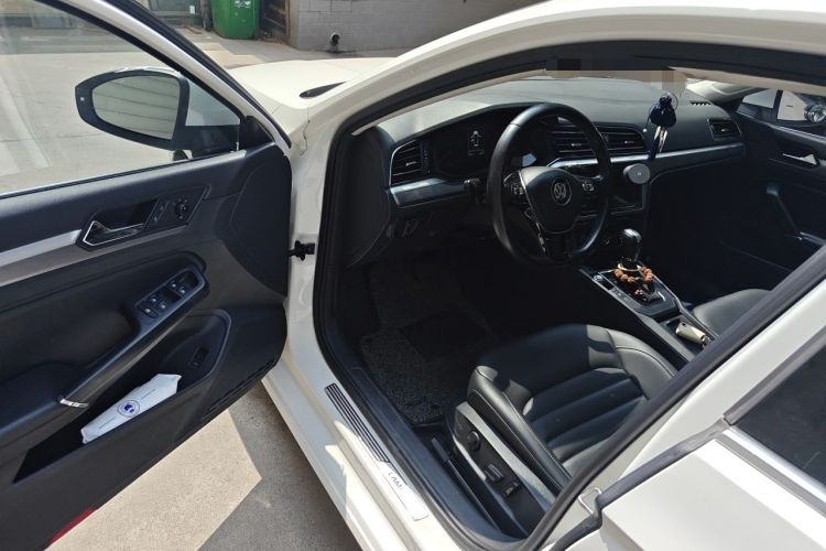 Used Volkswagen Lamando 2019 280TSI DSG Comfort Edition China V Standard Driver Seat