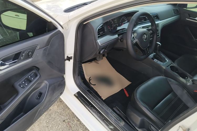 Used Volkswagen Lamando 2019 230TSI DSG Fashion Edition China VI Driver Seat