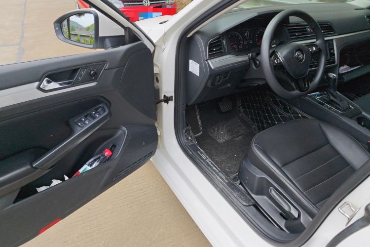 Used Volkswagen Lamando 2019 230TSI DSG Fashion Edition China V Standard Driver Seat