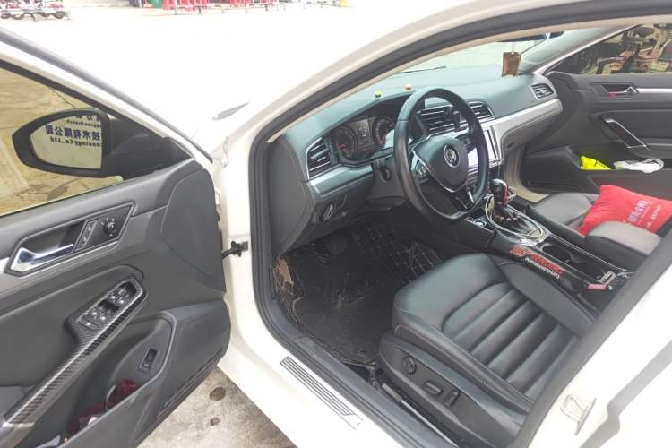 Used Volkswagen Lamando 2019 280TSI DSG Comfort Edition China V Standard Driver Seat