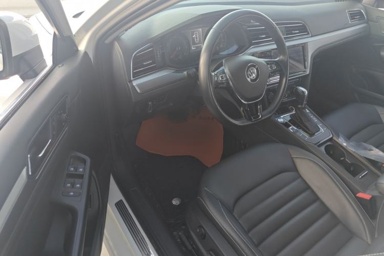 Used Volkswagen Lamando 2019 280TSI DSG Comfort Edition China VI standard Driver Seat