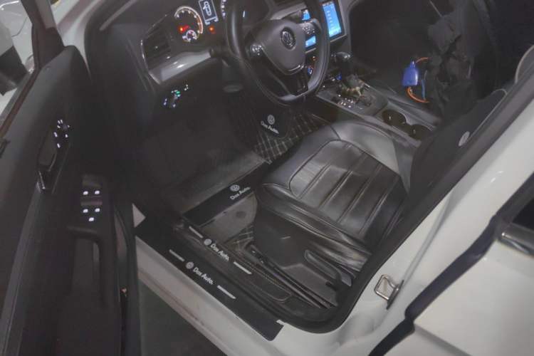 Used Volkswagen Lamando 2019 230TSI DSG Fashion Edition China VI Driver Seat
