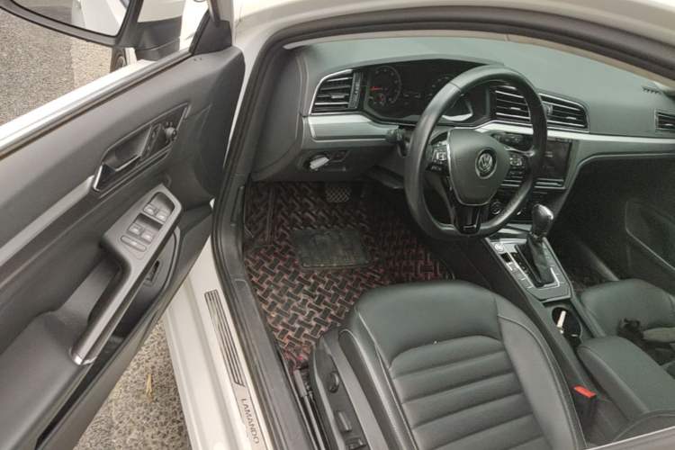 Used Volkswagen Lamando 2019 280TSI DSG Comfort Edition China VI standard Driver Seat