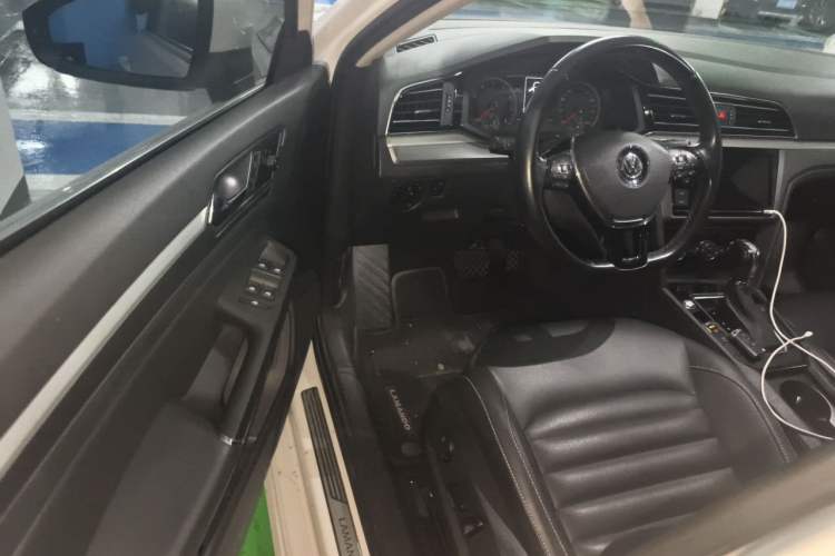 Used Volkswagen Lamando 2019 280TSI DSG Comfort Edition China VI standard Driver Seat