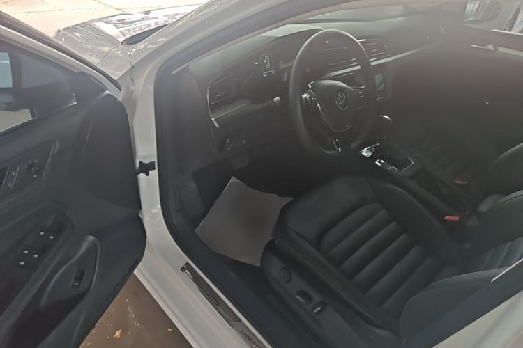 Used Volkswagen Lamando 2019 280TSI DSG Comfort Edition China V Standard Driver Seat