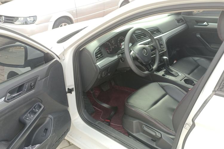 Used Volkswagen Lamando 2019 230TSI DSG Fashion Edition China VI Driver Seat