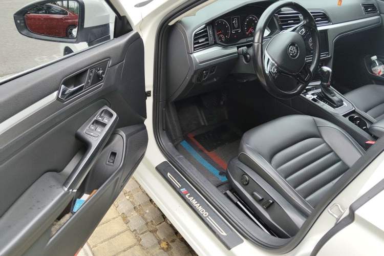 Used Volkswagen Lamando 2019 280TSI DSG Comfort Edition China VI standard Driver Seat