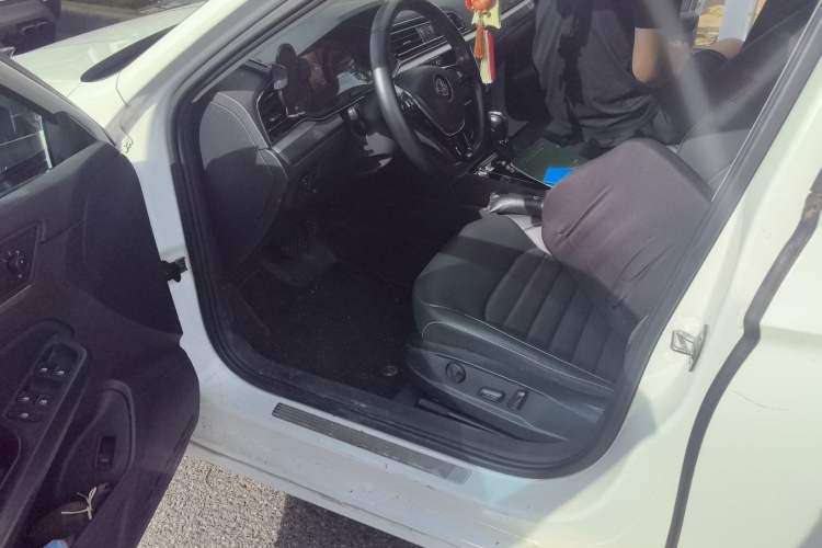 Used Volkswagen Lamando 2019 280TSI DSG Comfort Edition China V Standard Driver Seat