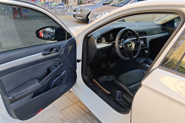 Used Volkswagen Lamando 2019 230TSI DSG Fashion Edition China VI Driver Seat