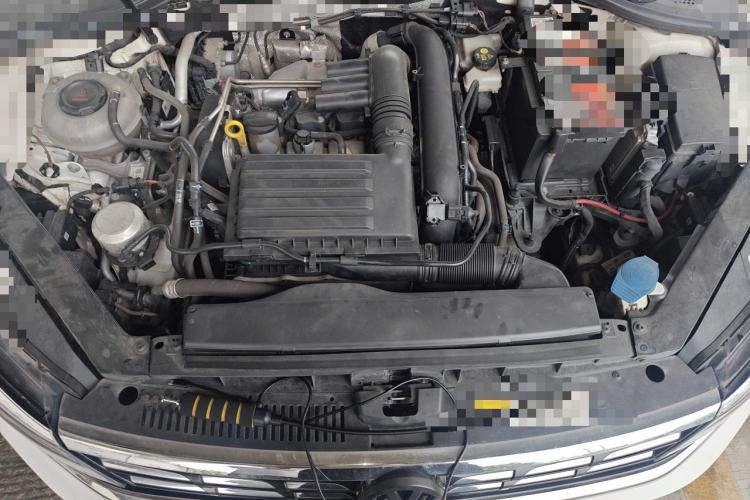 Used Volkswagen Lamando 2019 280TSI DSG Comfort Edition China VI standard Engine Bay