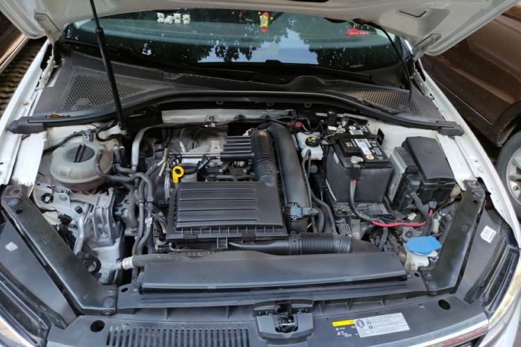 Used Volkswagen Lamando 2019 230TSI DSG Fashion Edition China V Standard Engine Bay