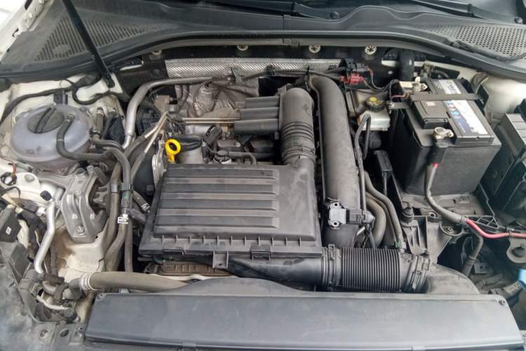 Used Volkswagen Lamando 2019 280TSI DSG Comfort Edition China V Standard Engine Bay