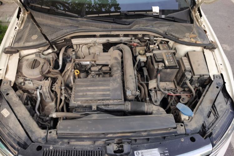 Used Volkswagen Lamando 2019 280TSI DSG Comfort Edition China V Standard Engine Bay