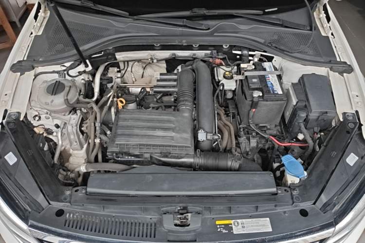 Used Volkswagen Lamando 2019 280TSI DSG Comfort Edition China V Standard Engine Bay