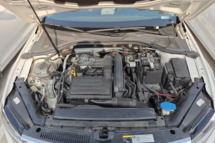 Used Volkswagen Lamando 2019 230TSI DSG Fashion Edition China V Standard Engine Bay