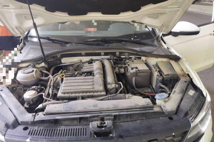 Used Volkswagen Lamando 2019 230TSI DSG Fashion Edition China VI Engine Bay
