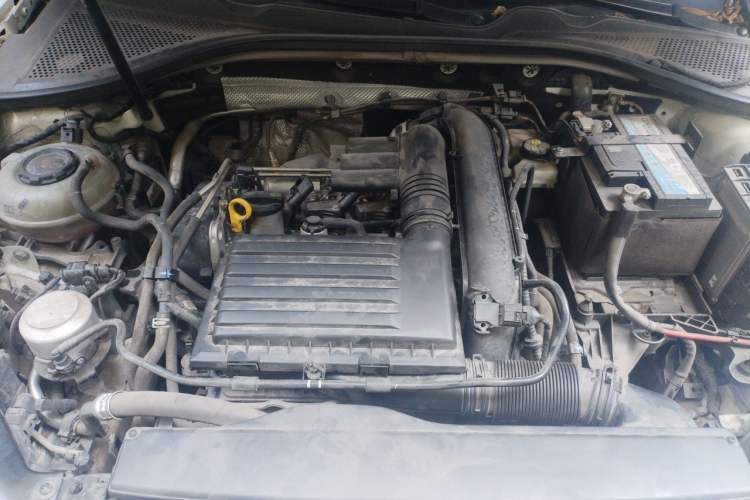 Used Volkswagen Lamando 2019 280TSI DSG Comfort Edition China V Standard Engine Bay