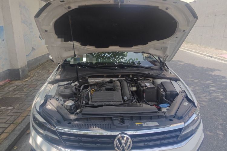 Used Volkswagen Lamando 2019 230TSI DSG Fashion Edition China VI Engine Bay