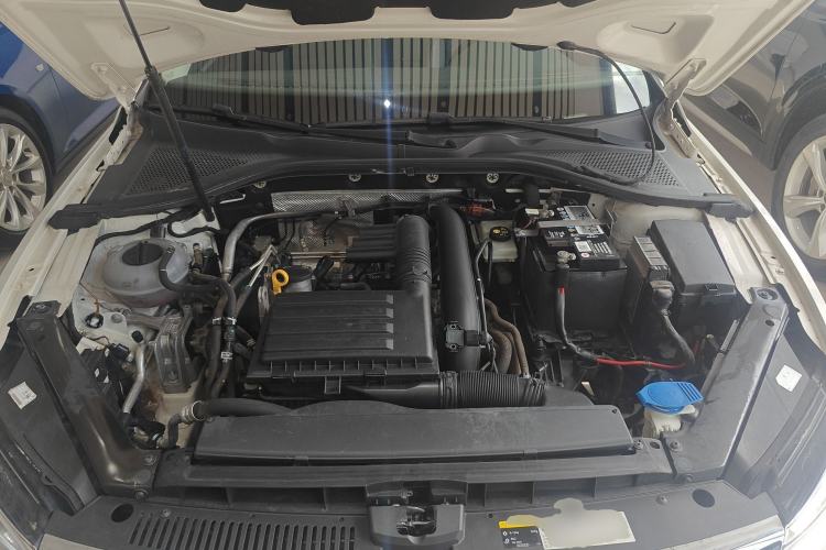 Used Volkswagen Lamando 2019 280TSI DSG Comfort Edition China V Standard Engine Bay