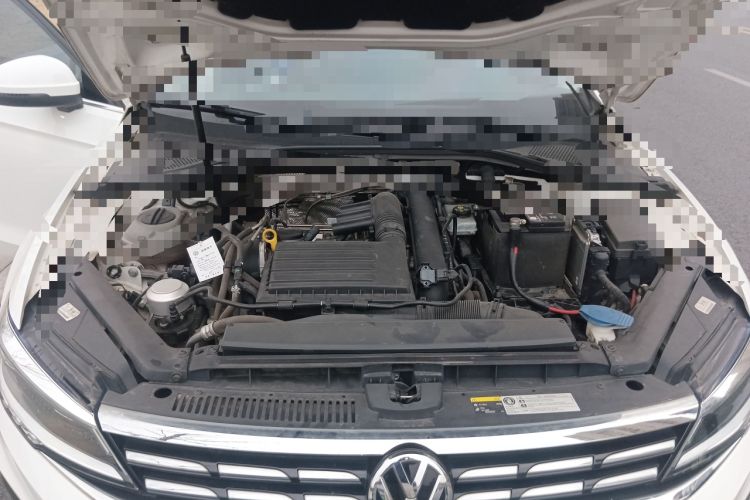 Used Volkswagen Lamando 2019 280TSI DSG Comfort Edition China VI standard Engine Bay