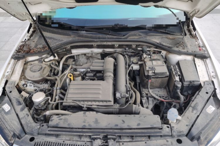 Used Volkswagen Lamando 2019 230TSI DSG Vision Edition China VI Standard Engine Bay