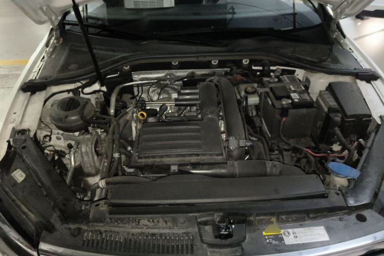 Used Volkswagen Lamando 2019 280TSI DSG Comfort Edition China V Standard Engine Bay