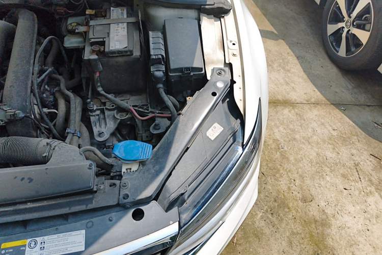 Used Volkswagen Lamando 2019 280TSI DSG Comfort Edition China V Standard Engine Bay Left