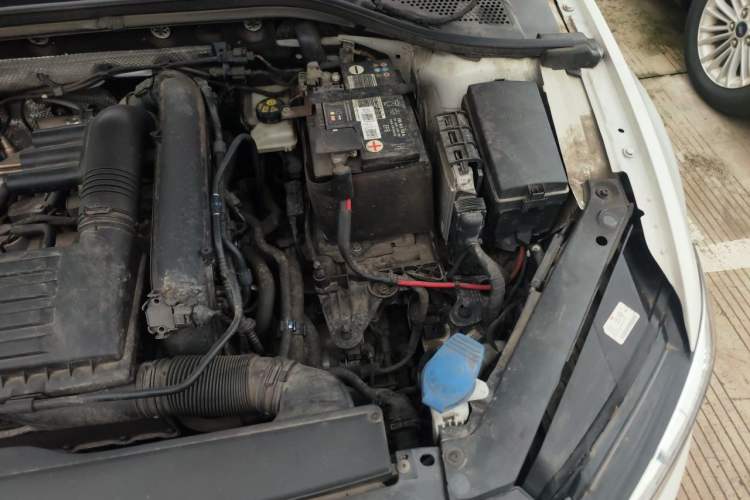 Used Volkswagen Lamando 2019 280TSI DSG Comfort Edition China VI standard Engine Bay Left