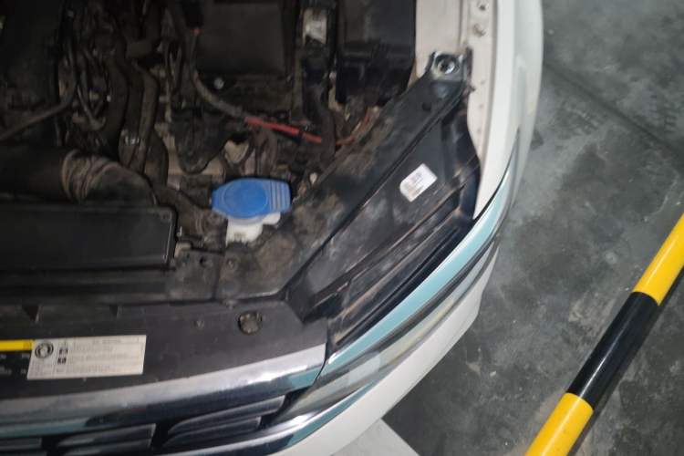 Used Volkswagen Lamando 2019 280TSI DSG Comfort Edition China VI standard Engine Bay Left