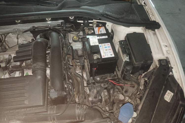 Used Volkswagen Lamando 2019 230TSI DSG Fashion Edition China VI Engine Bay Left