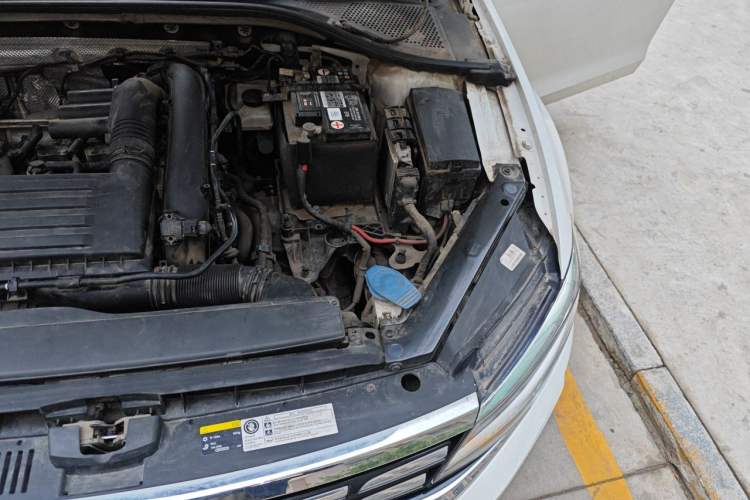 Used Volkswagen Lamando 2019 280TSI DSG Comfort Edition China VI standard Engine Bay Left