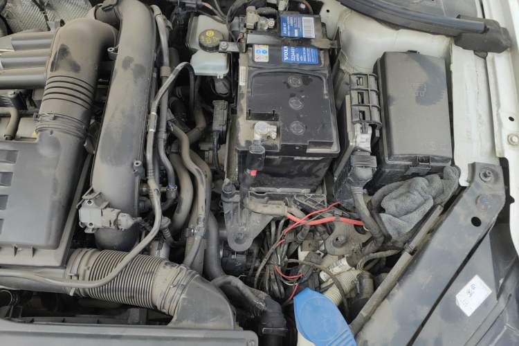 Used Volkswagen Lamando 2019 230TSI DSG Fashion Edition China VI Engine Bay Left
