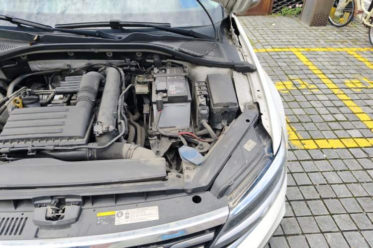 Used Volkswagen Lamando 2019 280TSI DSG Comfort Edition China VI standard Engine Bay Left