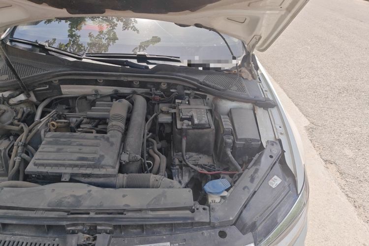 Used Volkswagen Lamando 2019 230TSI DSG Fashion Edition China VI Engine Bay Left