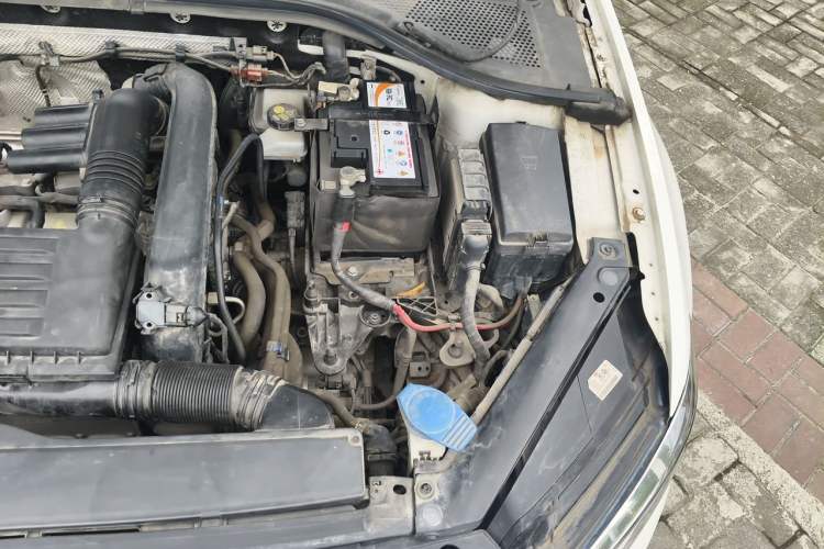 Used Volkswagen Lamando 2019 280TSI DSG Comfort Edition China V Standard Engine Bay Left