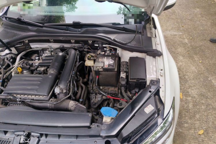 Used Volkswagen Lamando 2019 230TSI DSG Fashion Edition China VI Engine Bay Left