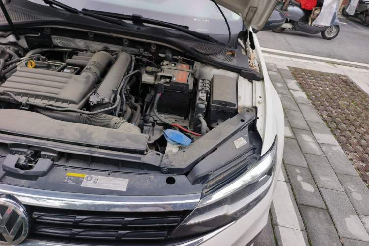 Used Volkswagen Lamando 2019 230TSI DSG Vision Edition China VI Standard Engine Bay Left