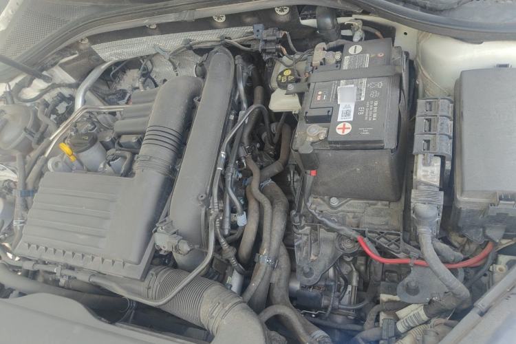 Used Volkswagen Lamando 2019 230TSI DSG Fashion Edition China VI Engine Bay Left