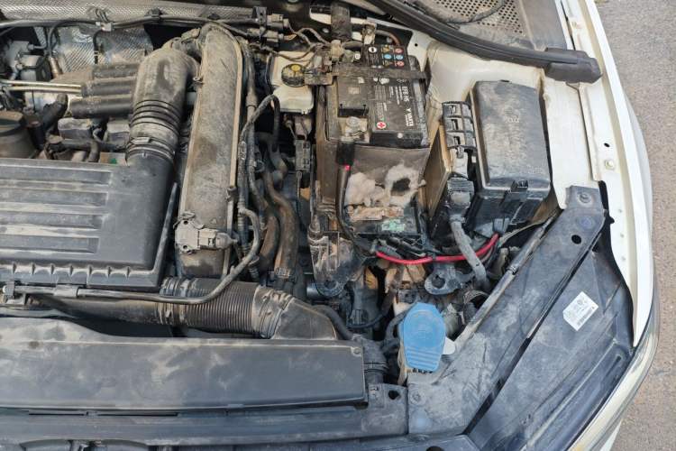 Used Volkswagen Lamando 2019 230TSI DSG Fashion Edition China VI Engine Bay Left