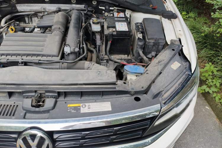Used Volkswagen Lamando 2019 230TSI DSG Fashion Edition China VI Engine Bay Left