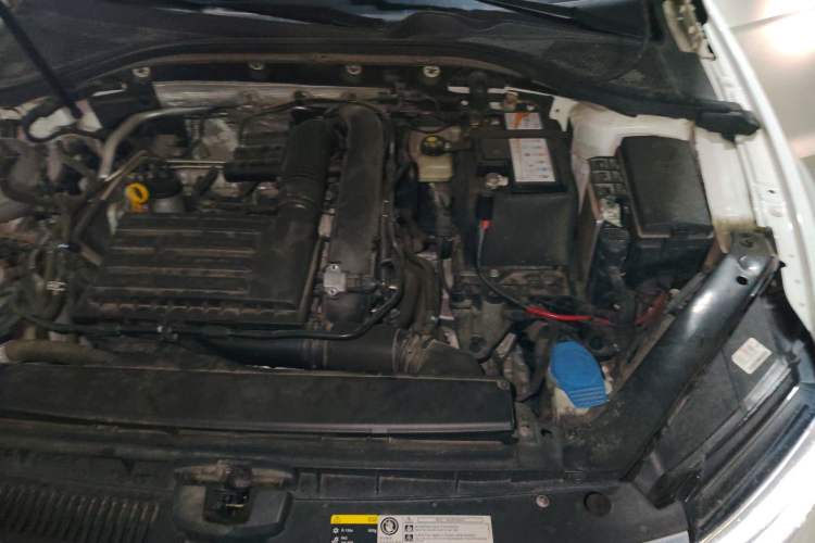 Used Volkswagen Lamando 2019 280TSI DSG Comfort Edition China VI standard Engine Bay Left
