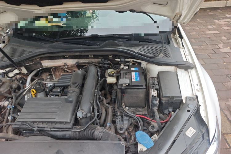 Used Volkswagen Lamando 2019 280TSI DSG Comfort Edition China VI standard Engine Bay Left